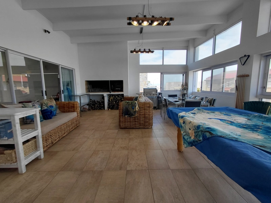 5 Bedroom Property for Sale in Ferreira Town Eastern Cape